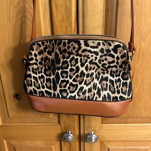 Leopard print small shoulder purse